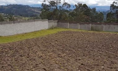Lujosa casa amoblada en alquiler a 15 minutos de Ricaurte