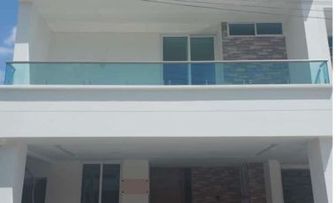 VENTA  CASA CONJUNTO PRADOS DEL ESTE