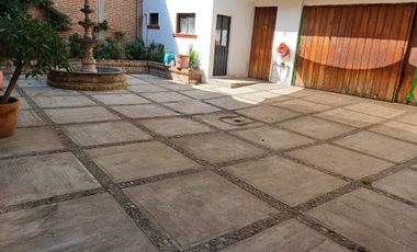 Casa en venta estilo colonial