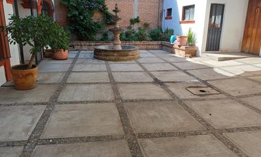 Casa en venta estilo colonial