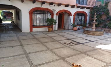 Casa en venta estilo colonial