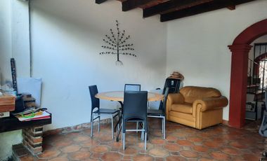 Casa en venta estilo colonial