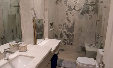 Samborondon, Venta de Lujosa Casa 5 Dorm Amoblada con Piscina Vista Al Lago