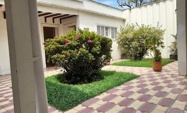 PR17241 Venta de casa comercial en Prado Centro