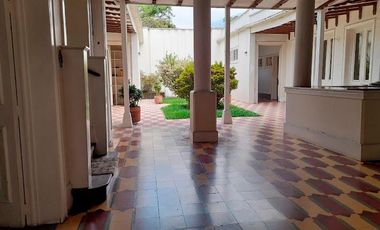 PR17241 Venta de casa comercial en Prado Centro