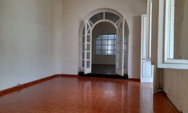 PR17241 Venta de casa comercial en Prado Centro