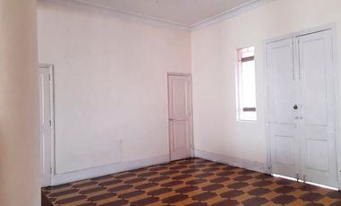 PR17241 Venta de casa comercial en Prado Centro