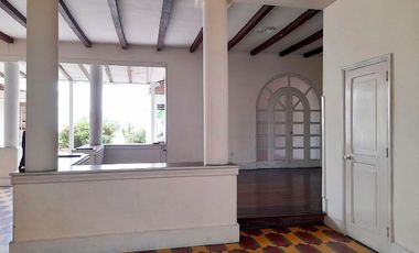 PR17241 Venta de casa comercial en Prado Centro