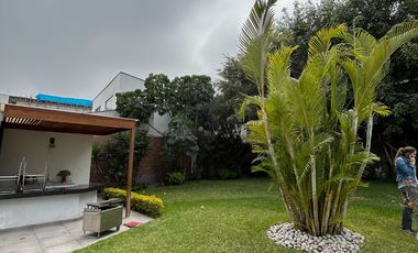 VENDO LINDA CASA, SUPER PRECIO!, AV LAGUNA GRANDE, LA MOLINA