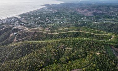 Lote de 1074,55 m2 de oferta en manglaralto