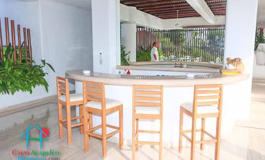 Hermosa casa con terraza con asoleadero, alberca y vistas al mar