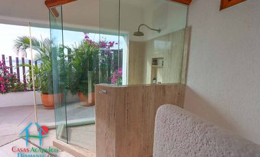 Hermosa casa con terraza con asoleadero, alberca y vistas al mar