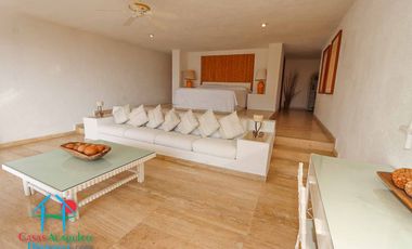 Hermosa casa con terraza con asoleadero, alberca y vistas al mar