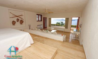 Hermosa casa con terraza con asoleadero, alberca y vistas al mar