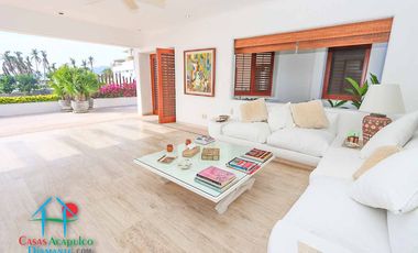 Hermosa casa con terraza con asoleadero, alberca y vistas al mar
