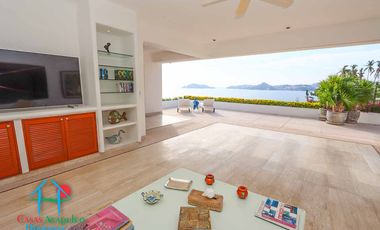 Hermosa casa con terraza con asoleadero, alberca y vistas al mar