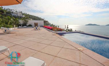 Hermosa casa con terraza con asoleadero, alberca y vistas al mar