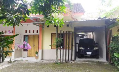 Dikontrakkan Rumah di Jakal Dekat Kampus UGM UII AMIKOM UPN Yogyakarta