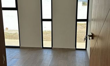 Se vende casa en Capital Norte