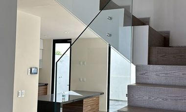 Se vende casa en Capital Norte