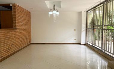 44773 Casa en arriendo en el sector Aves Maria