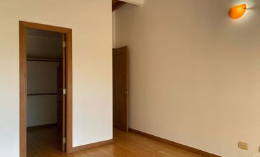 44773 Casa en arriendo en el sector Aves Maria