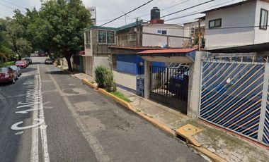 Venta de Remate en Hermosa y Amplia Casa excelente zona Col. Hab. viveros del Valle, Tlanepantla de Baz.