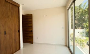 Casa de lujo 3 recámaras con alberca  en conjunto de 10 casas, centro de Jiutepec Mor.