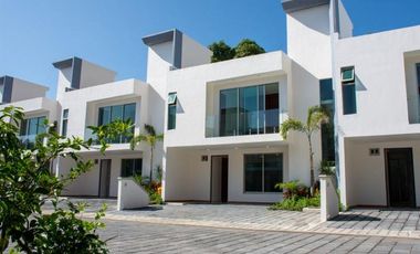 Casa de lujo 3 recámaras con alberca  en conjunto de 10 casas, centro de Jiutepec Mor.