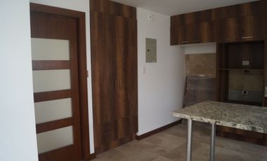 CASA DE VENTA DE 3 DORMITORIOS, TUMBACO, LA MORITA,  ECUADOR QUITO $265.000
