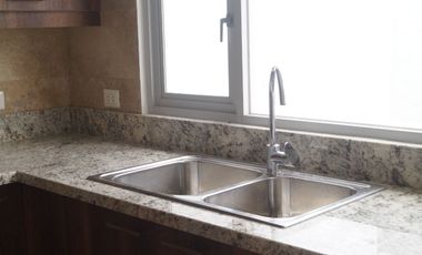 CASA DE VENTA DE 3 DORMITORIOS, TUMBACO, LA MORITA,  ECUADOR QUITO $265.000