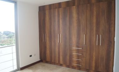CASA DE VENTA DE 3 DORMITORIOS, TUMBACO, LA MORITA,  ECUADOR QUITO $265.000