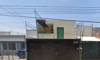 Casa en Venta Rosario Castellanos 2219 Guadalajara Jalisco Remate !!!