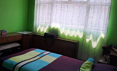 CASA CON LOCAL COMERCIAL Y DEPARTAMENTO