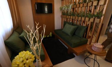 Talia Single Attached