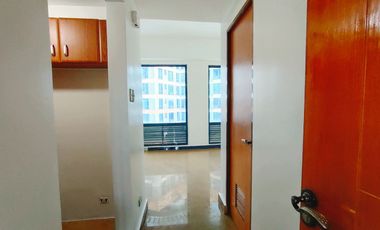 Affordable Condo For Lease Executive Studio at Eastwood Parkview QC