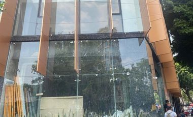 Local Comercial en Renta (Roma Norte - Av Insurgentes)