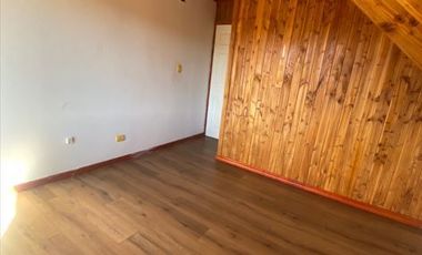 Se arrienda amplio departamento en centro de Lanco