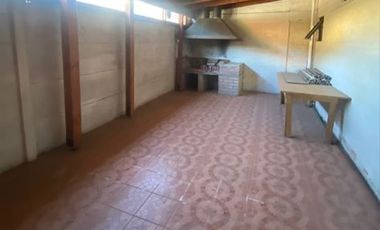 Se arrienda amplio departamento en centro de Lanco