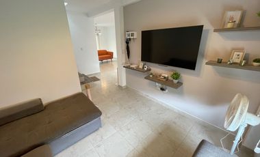 En venta casa en Urb. La Joya en Topacio de Estreno.