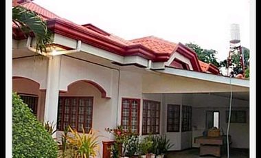 FOR RENT SEMI-FURNISHED HOUSE LOCATED AT MACTAN
