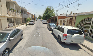 ¡¡HERMOSA CASA EN UNA DE LAS MEJORES ZONAS DE SAN NICOLAS DE LOS GARZA!!