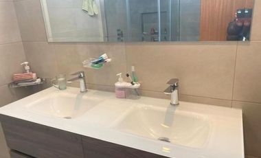 Lujosa Suit 92m2C Av. Paseo Tres de Noviembre, frente a puertas del Sol.