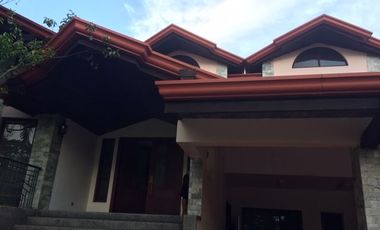 Ayala Alabang 4Bedroom with attic House for Rent in Alabang Muntinlupa