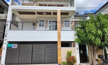 7 Bedroom House With POOL for RENT in Angeles City Pampanga
