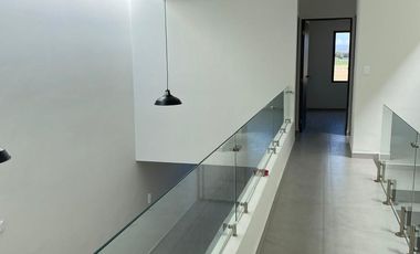 Venta de casa en Privada Punta Diamante