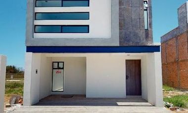 Venta de casa en Privada Punta Diamante