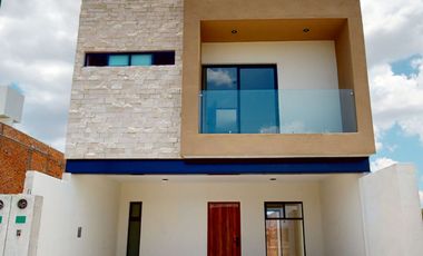 Venta de casa en Privada Punta Diamante