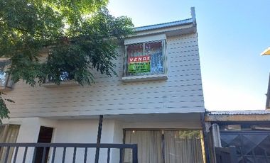 V 1500-C-90-LR-Vendo Casa en Villa Ignacia, Talca.