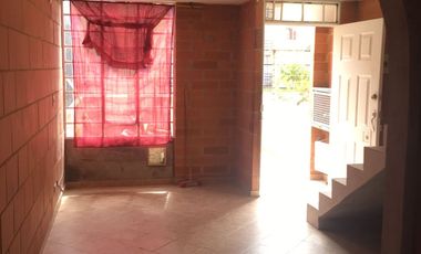 vendo linda casa re modelada en portal del nogal soacha